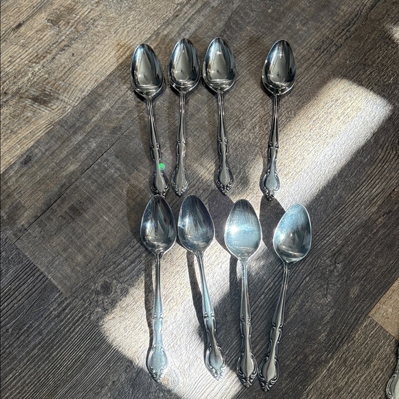 Hampton Court Elegant Vintage Silver Cutlery Set- 40 pieces - Picture 4 of 8